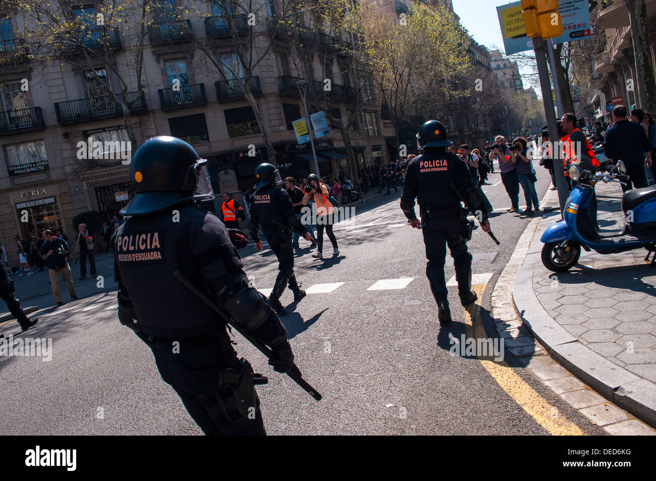Mossos d'esquadra, Anti disturbios Stock Photo