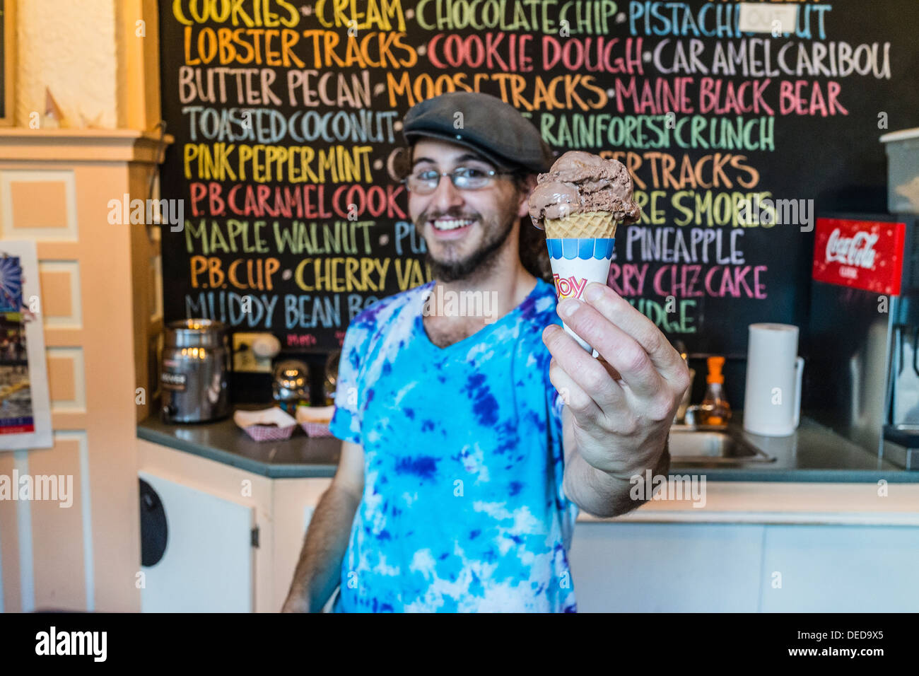 Ice Cream Man Hat High Resolution Stock Photography And Images Alamy Ice Cream Man Hat High Resolution Stock Photography And Images Alamy