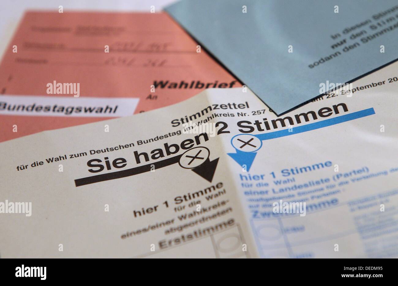 ILLUSTRATION - An illustrated picture shows ballot papers for the German general elections 2013 in Kaufbeuren, Germany, 17 September 2013. Photo: KARL-JOSEF HILDENBRAND Stock Photo