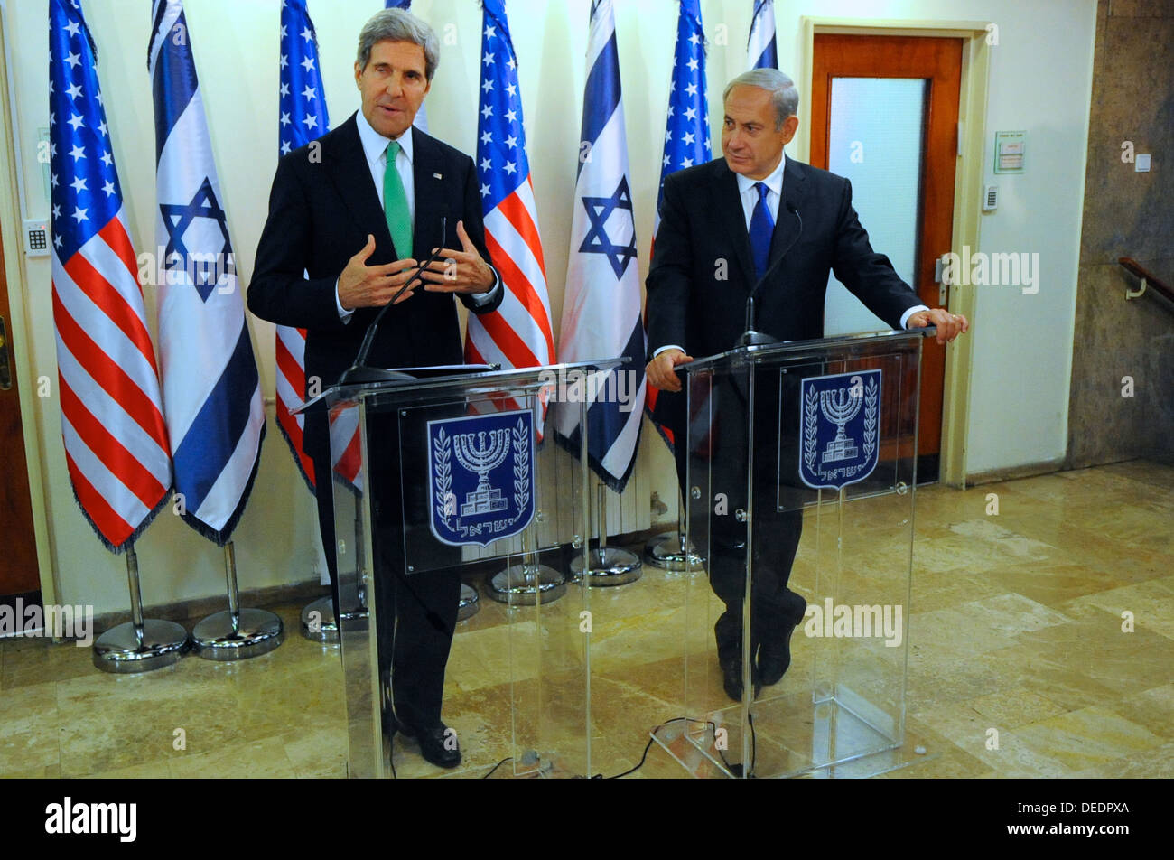 Secretary Kerry Speaks About Peace Negotiations, Syrian Chemical Weapons Stock Photo