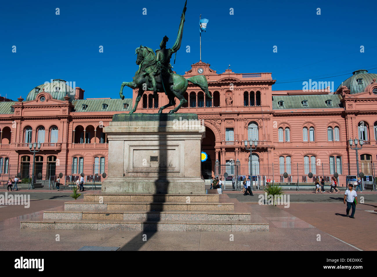 casa-rosada-pink-house-casa-de-gobierno-government-house-buenos