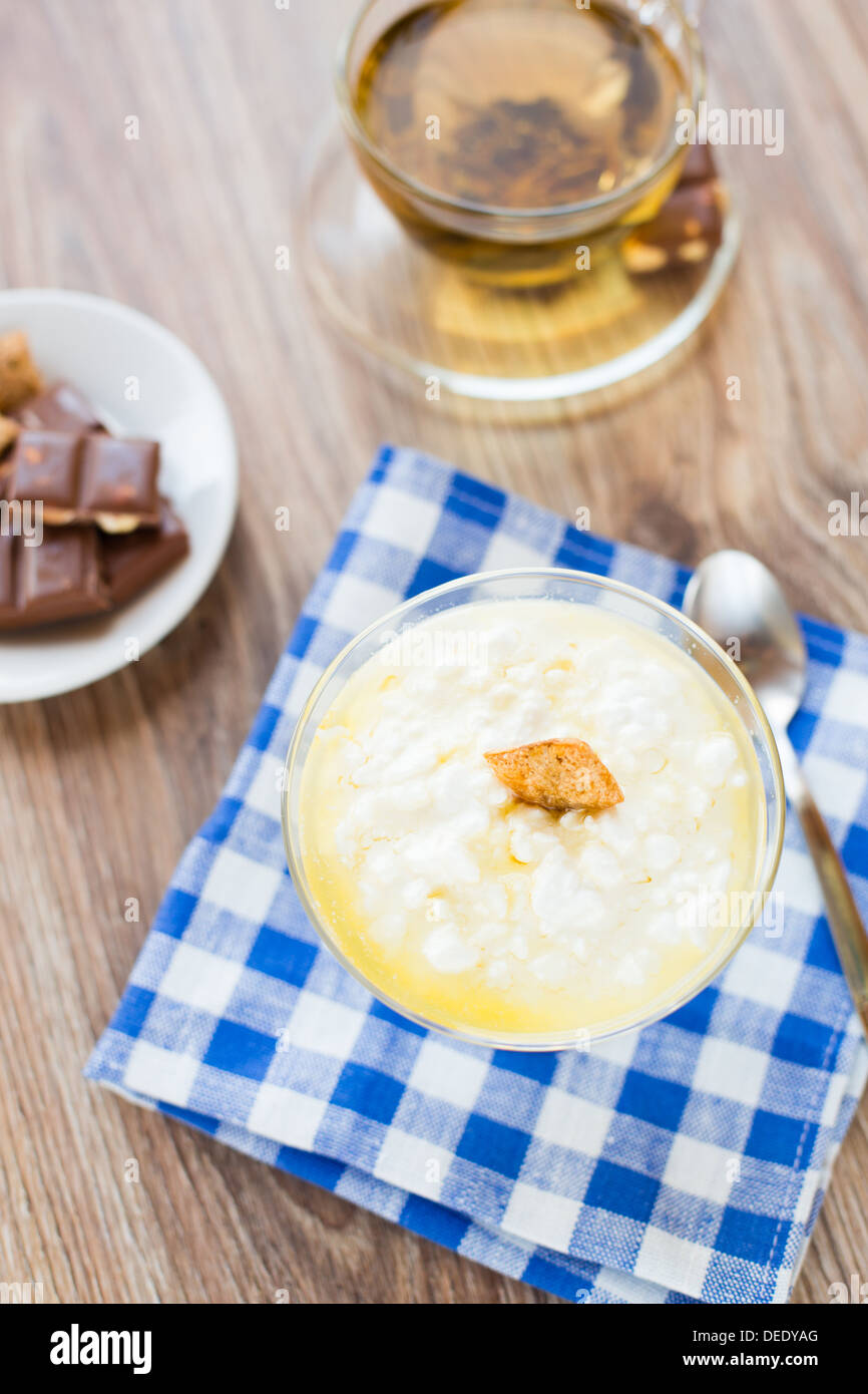 Cottage cheese with honey Stock Photo Alamy