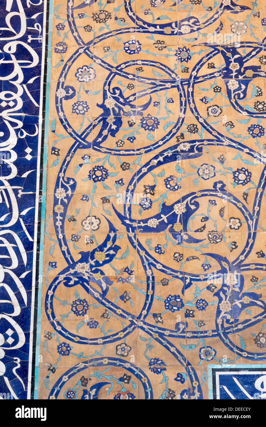 detail of tilework, Shaikh Lutfallah Mosque, Isfahan, Iran Stock Photo