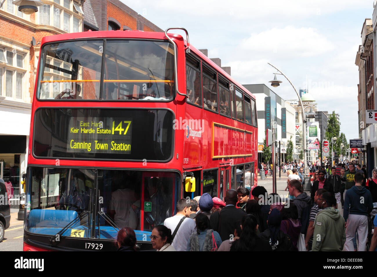 Passengers boarding bus hi-res stock photography and images - Alamy