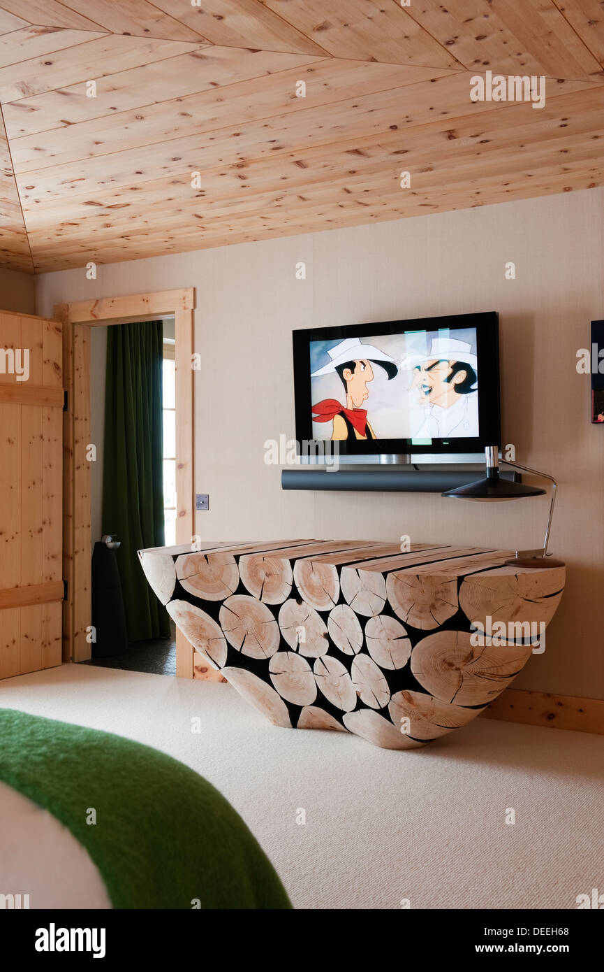 Chalet in Gstaad with interior design by Tino Zervudachi Stock Photo ...
