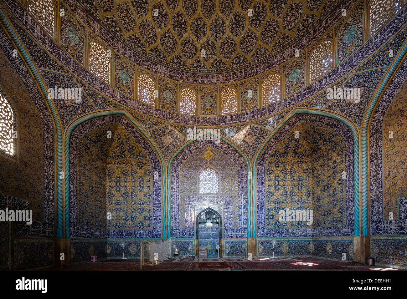 view of interior, Shaikh Lutfallah Mosque, Isfahan, Iran Stock Photo