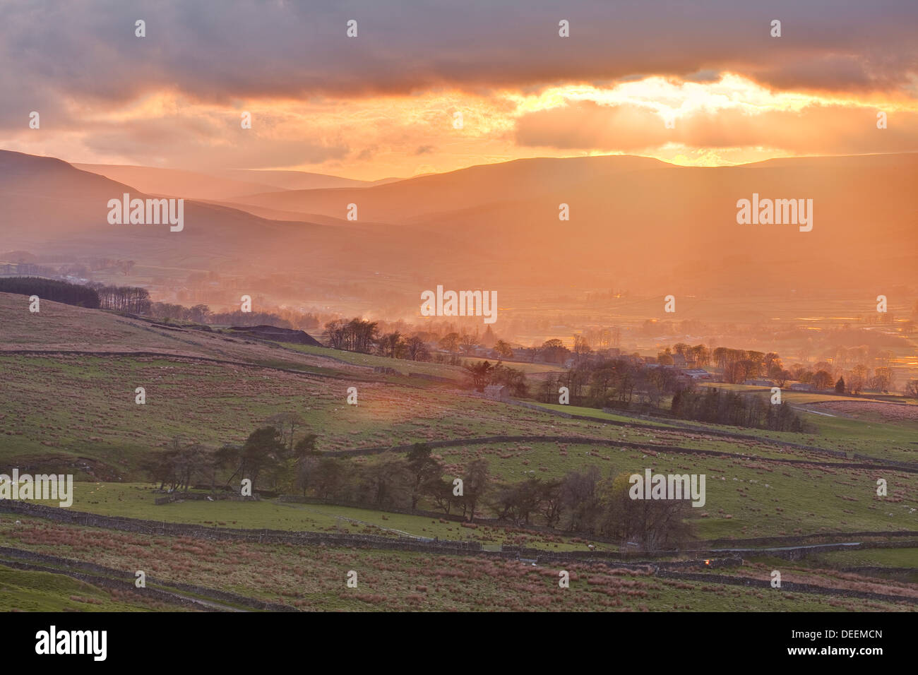 Sunset over Askrigg Common in the Yorkshire Dales, Yorkshire, England, United Kingdom, Europe Stock Photo