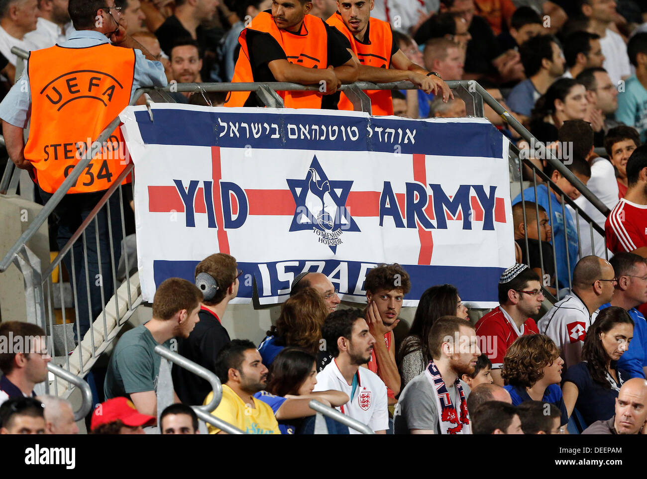 Yid army hi-res stock photography and images - Alamy