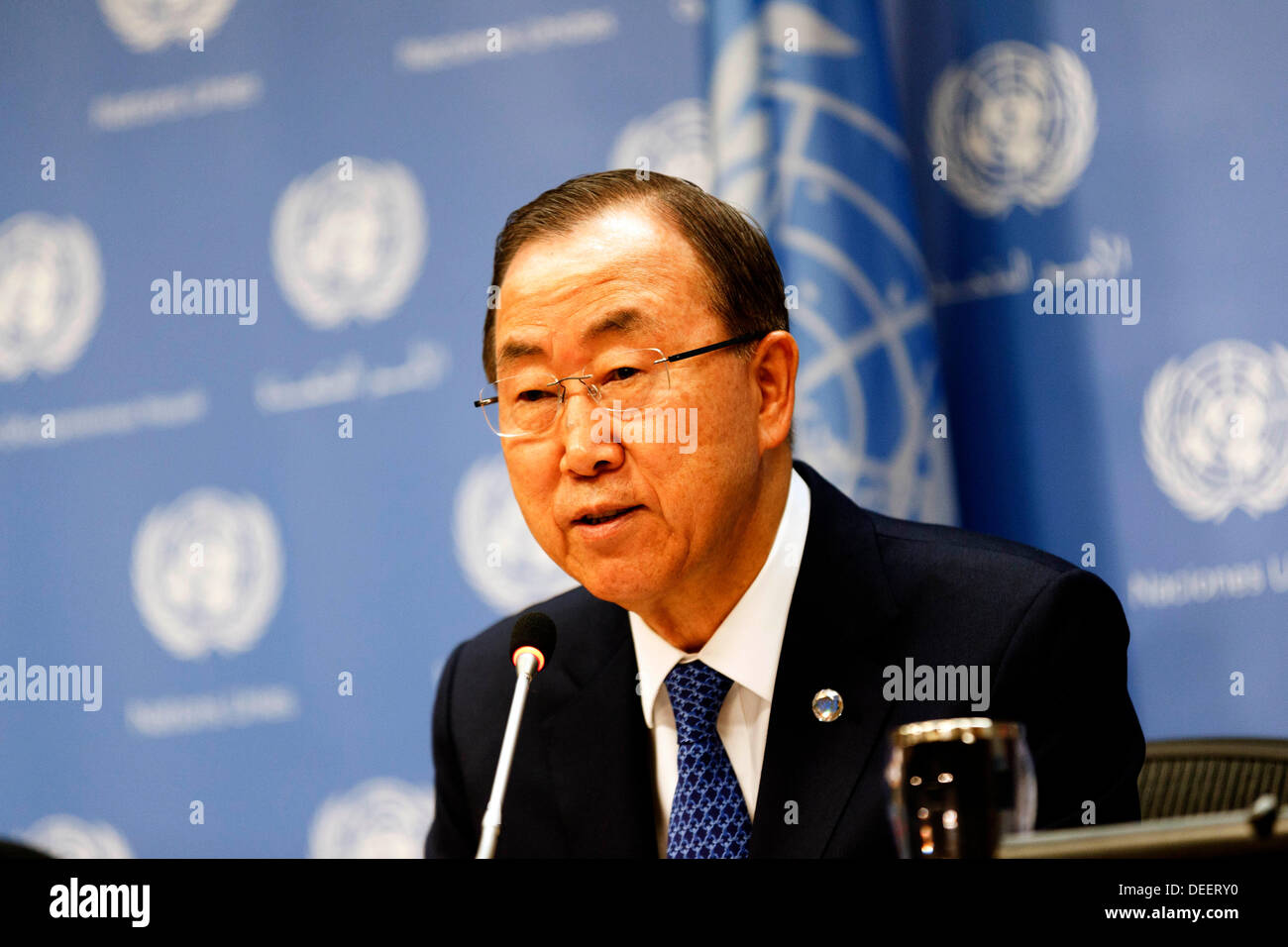 UN Headquarters, New York, USA. 17th September 2013.  Secretary-General of the United Nations, Mr Ban Ki-moon speaks at a press Stock Photo