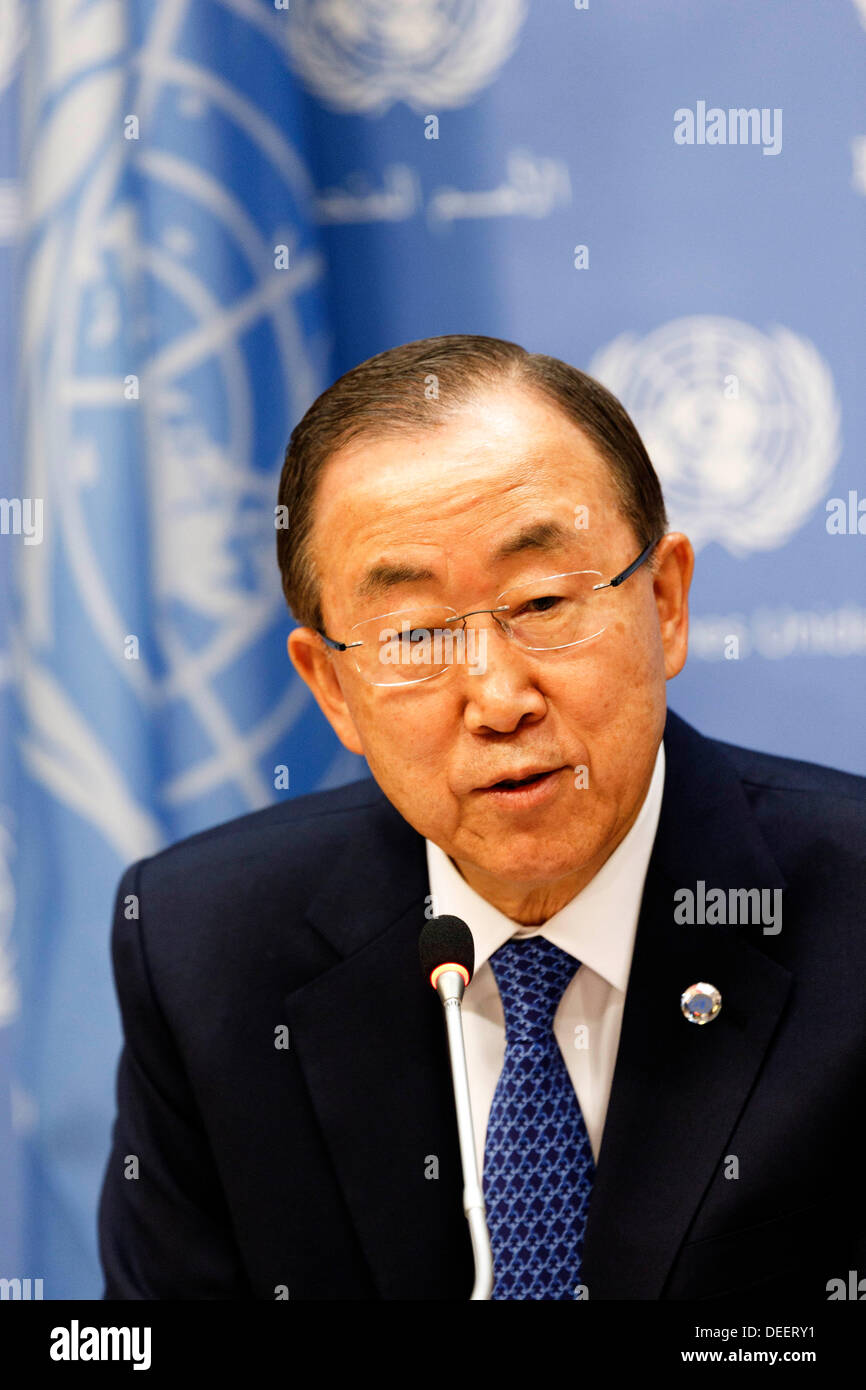 UN Headquarters, New York, USA. 17th September 2013.  Secretary-General of the United Nations, Mr Ban Ki-moon speaks at a press Stock Photo