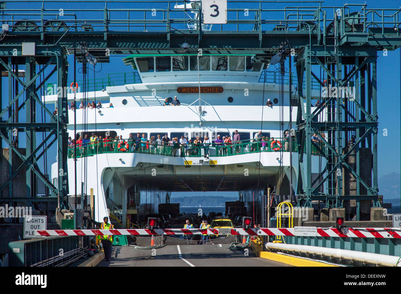 Bainbridge Island Ferry Boat arriving at the Seattle Dock, Seattle Washington, USA Stock Photo