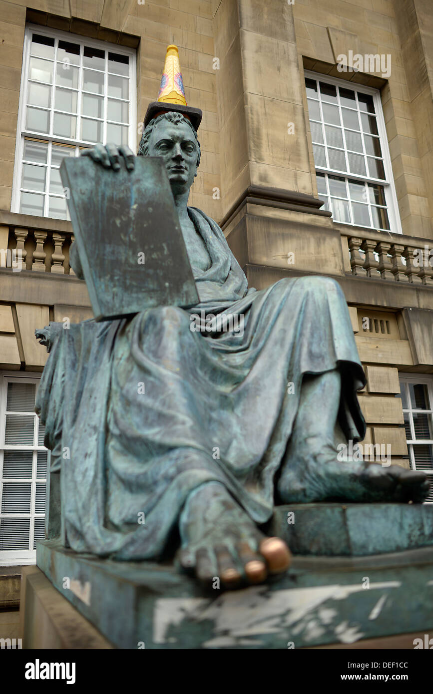 david hume statue edinburgh scotland Stock Photo Alamy