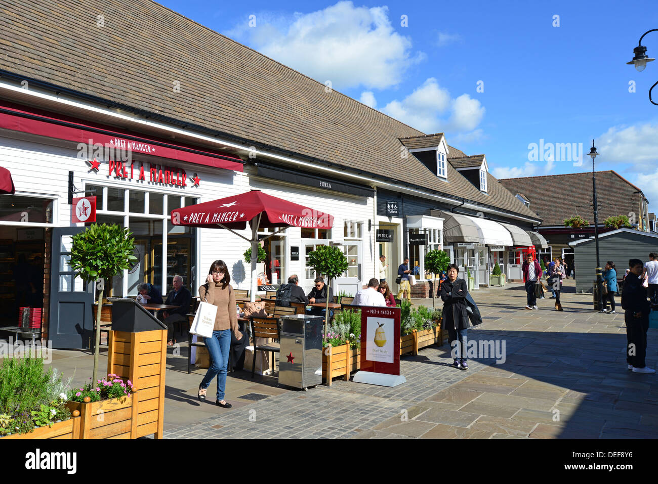 Pret a Manger restaurant, Bicester Village Outlet Shopping Centre Stock