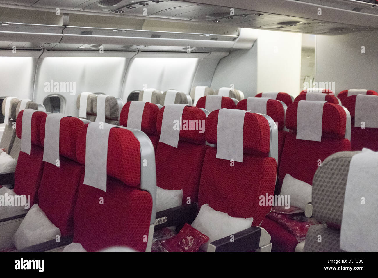 Empty Virgin Atlantic Airbus 330 600 Cabin Stock Photo 60575296