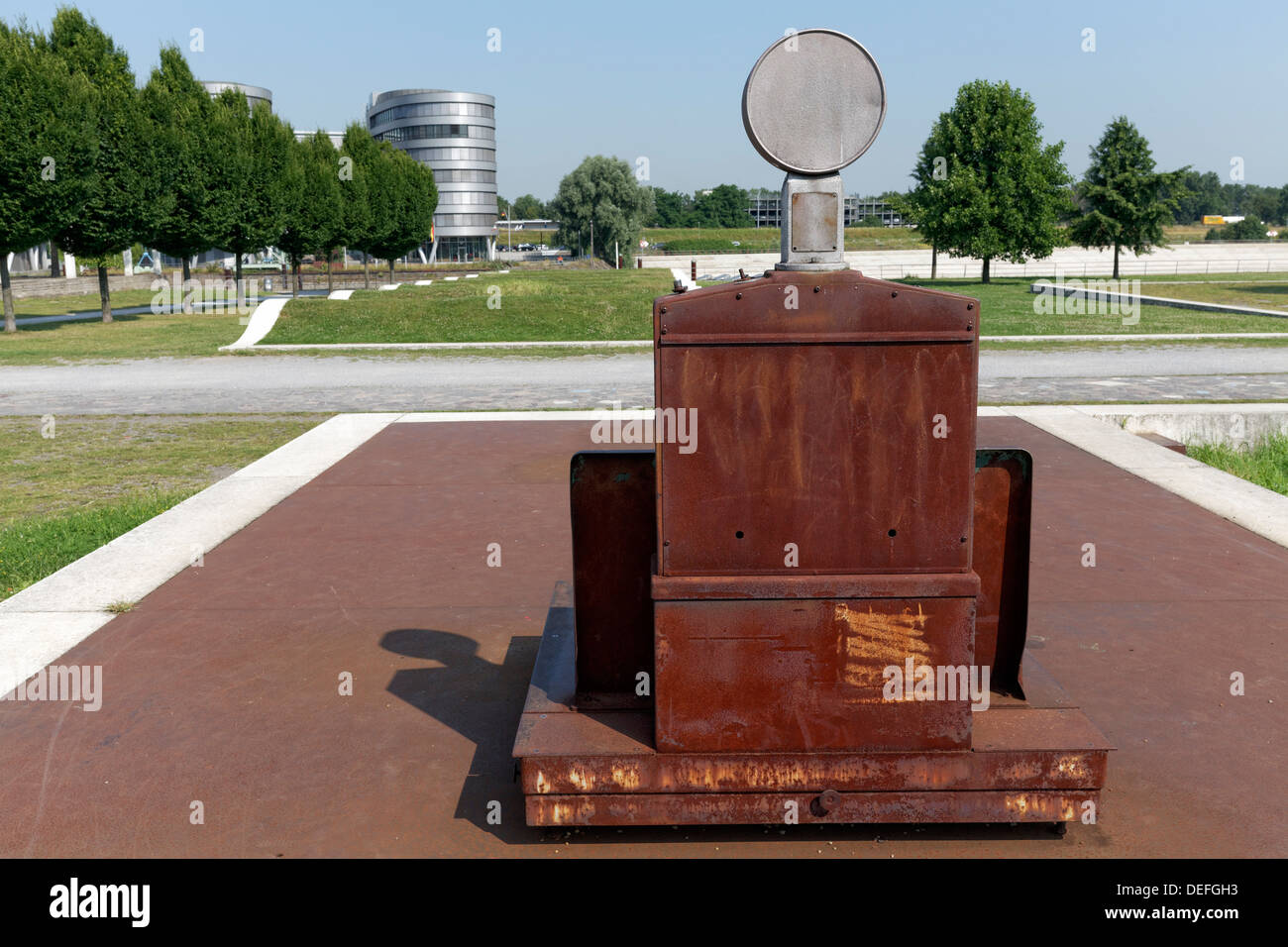 Rusty scales, Garden of Memories by Dani Karavan, Innenhafen, Duisburg, Ruhr district, North Rhine-Westphalia, Germany Stock Photo