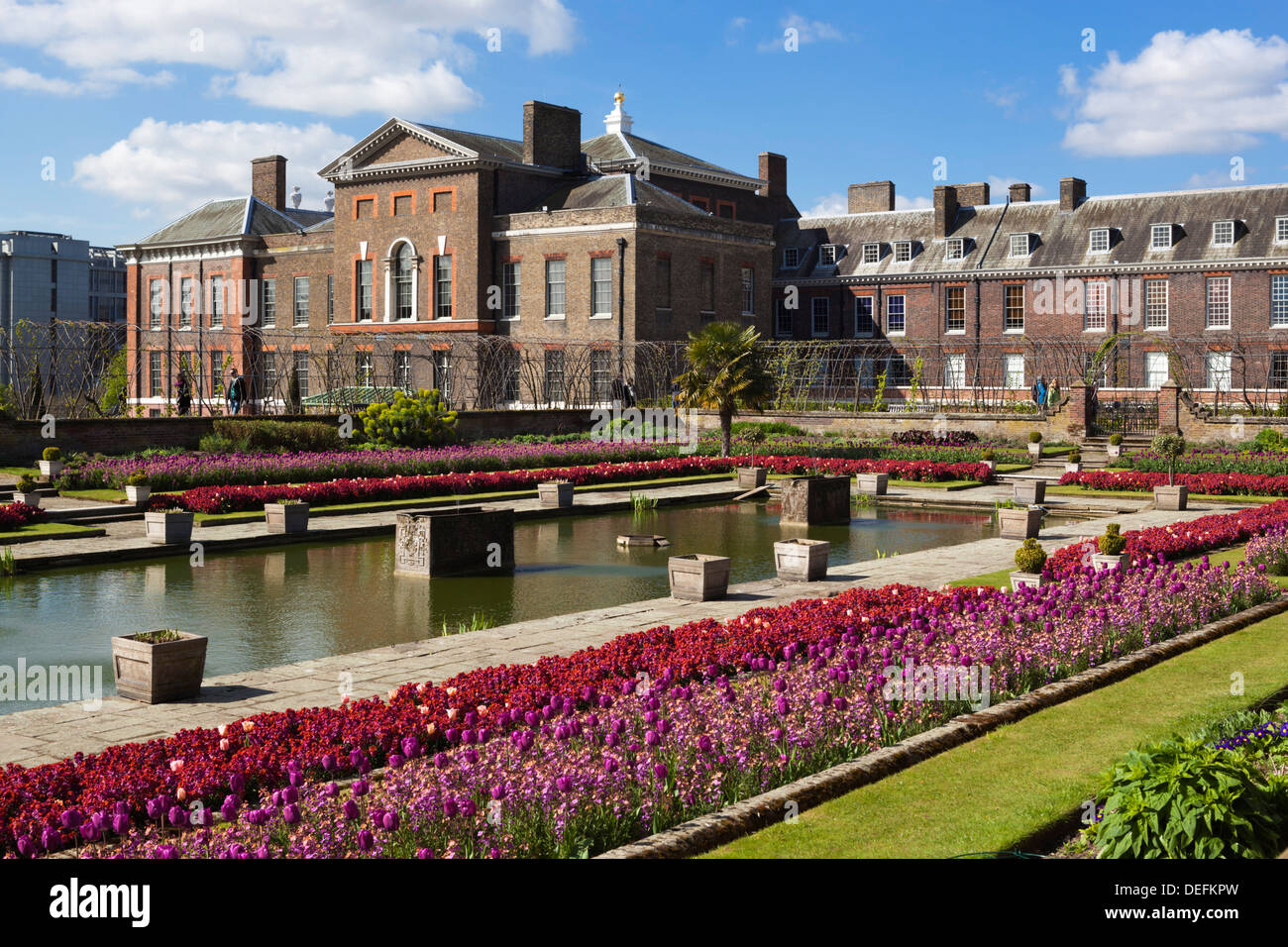 Kensington Palace gardens with tulips, Kensington Gardens, London, England, United Kingdom, Europe Stock Photo