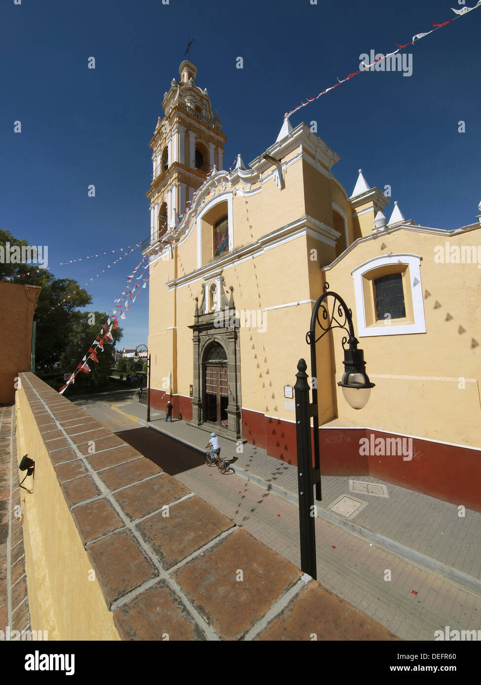 Iglesia de san pedro cholula hi-res stock photography and images - Alamy Iglesia de san pedro cholula hi-res stock photography and images - Alamy