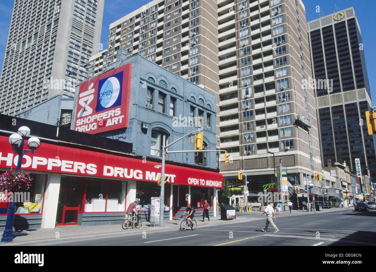 Outdoor ad toronto hires stock photography and images Alamy