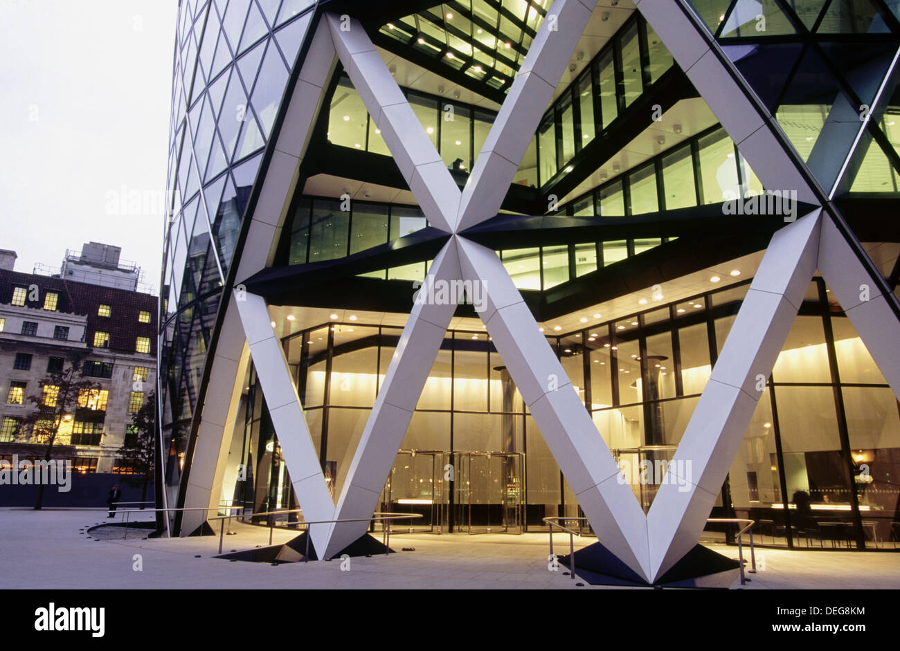 Swiss Re headquarters by architect Norman Foster, London. England, UK