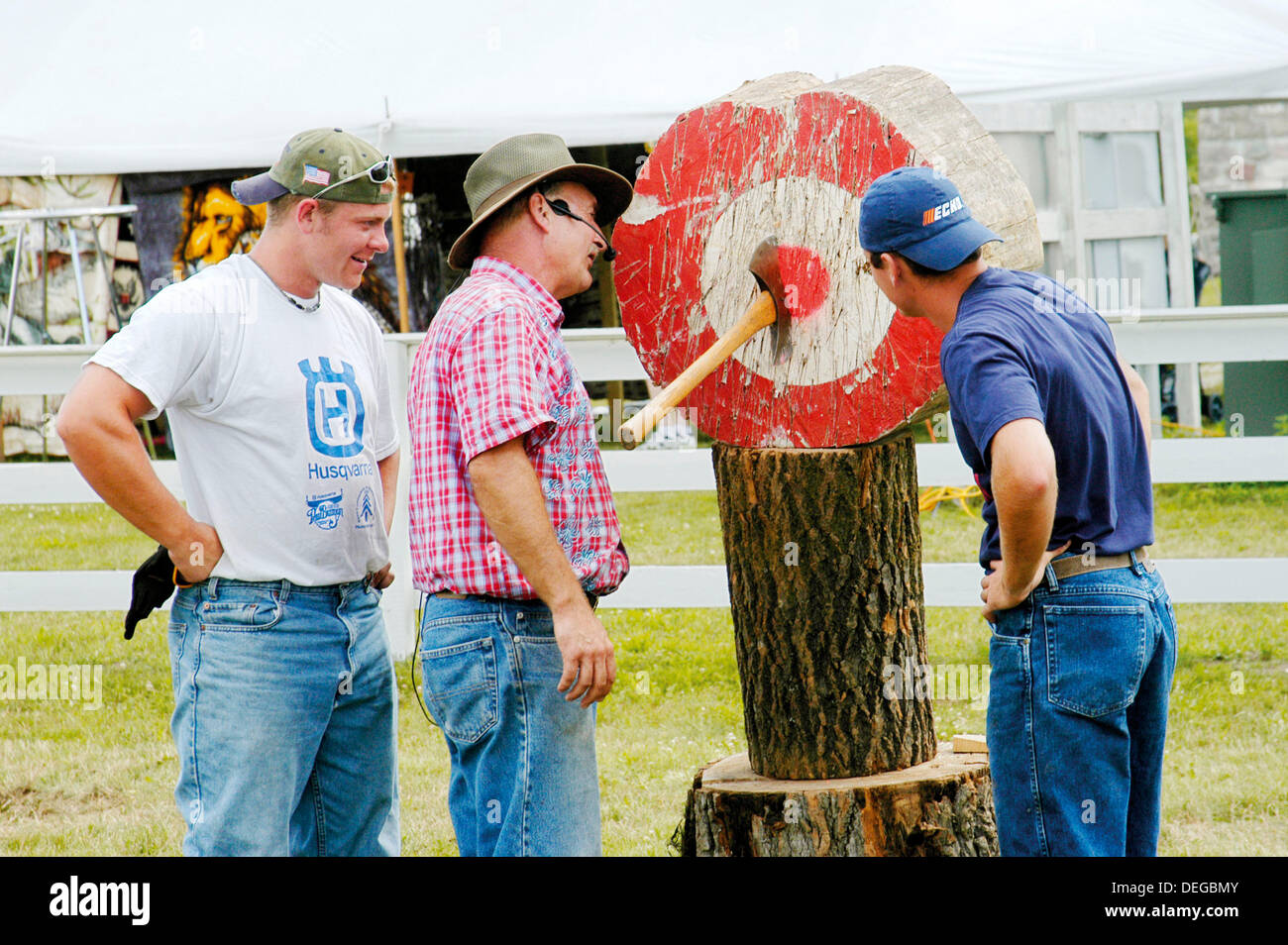 Loggers give demonstration of lumber jack games at fair Stock Photo Alamy
