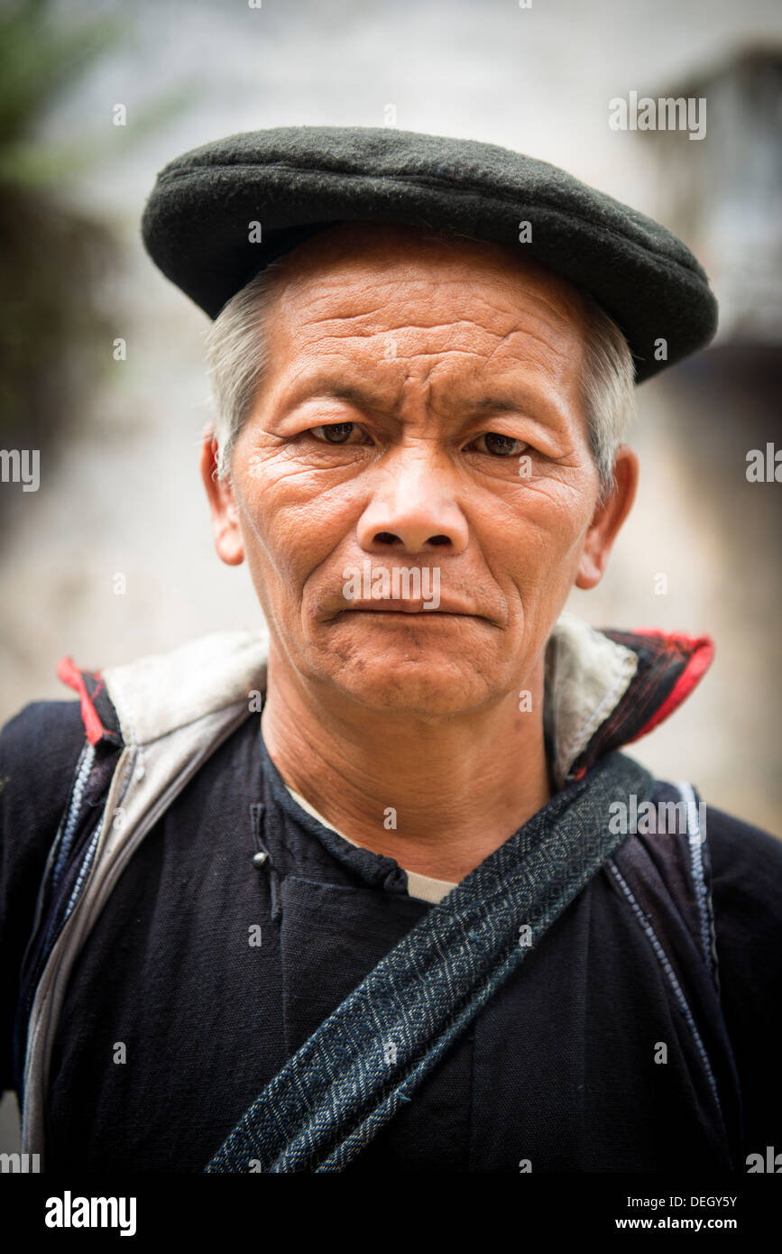 Portrait of Black Hmong old man, Sa Pa, Vietnam Stock Photo