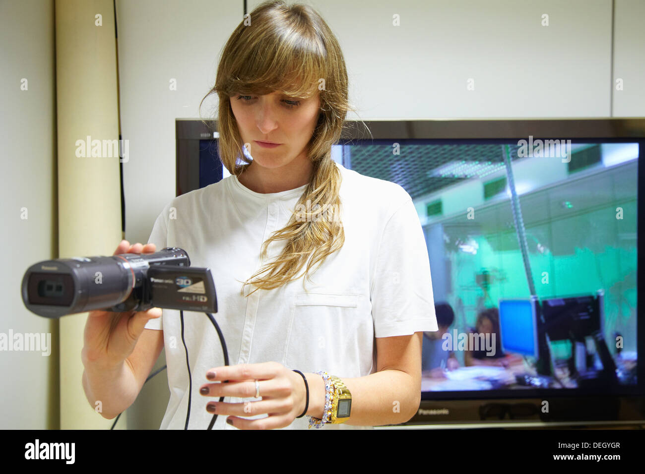 3D camera tests, digital TV and multimedia services,