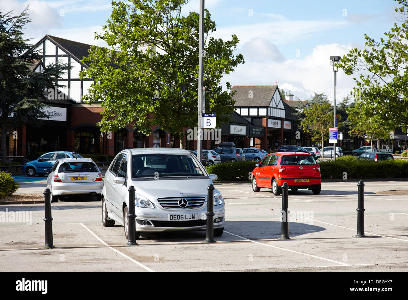 car park at cheshire oaks designer out of town retail discount outlet Stock Photo