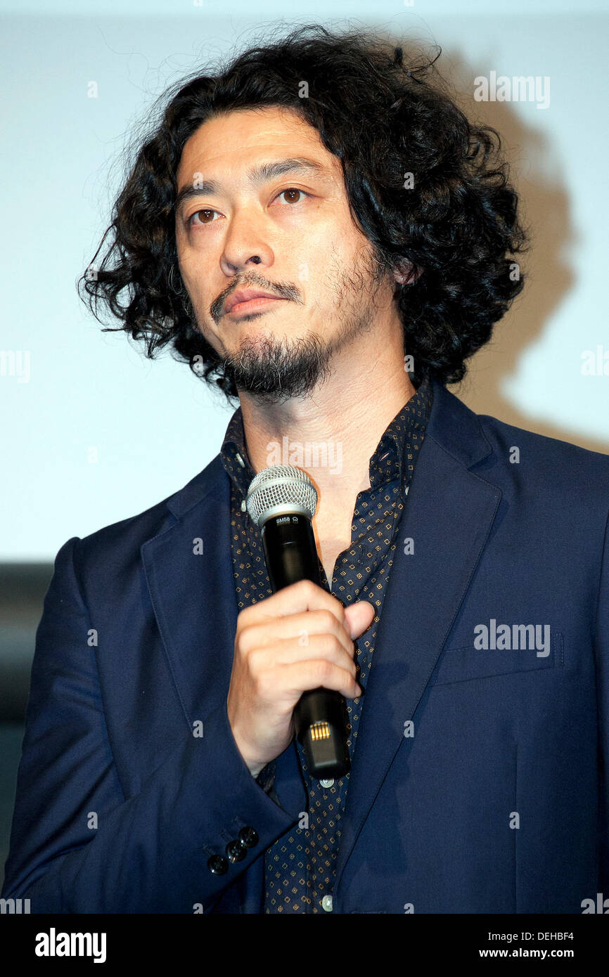 Tokyo, Japan. 19th Sept, 2013. The actor Hideo Sakaki poses for the cameras at the press