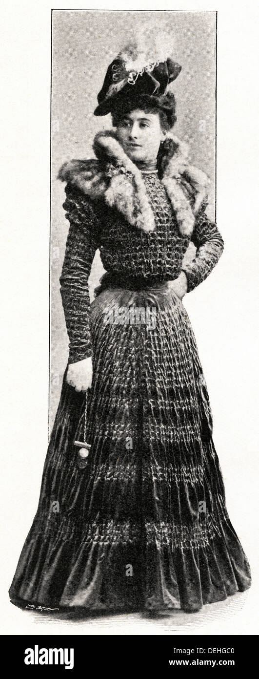 Victorian woman. 1890s Victorian fashion from Paris by designer WORTH circa 1898 Stock Photo