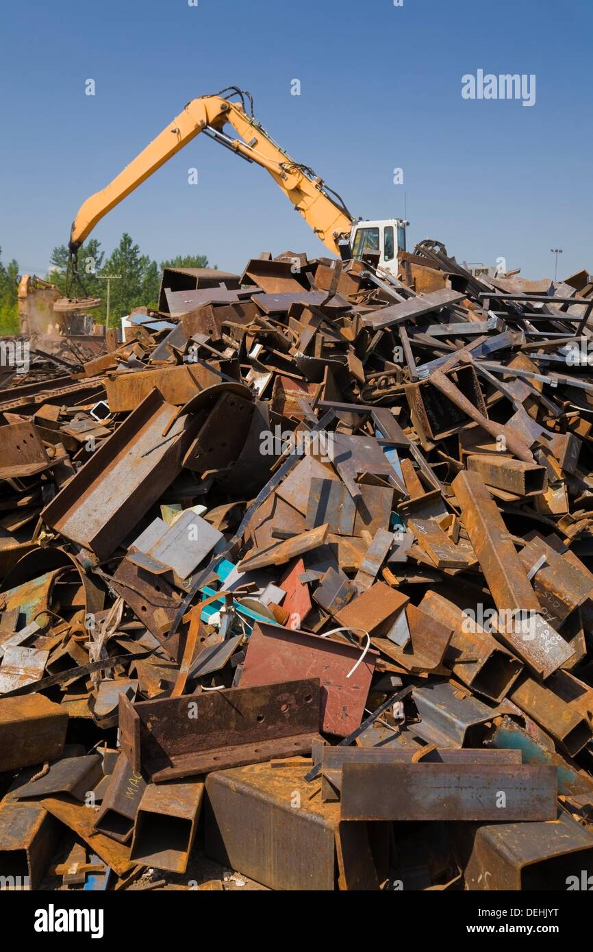 Scrap yard hires stock photography and images Alamy