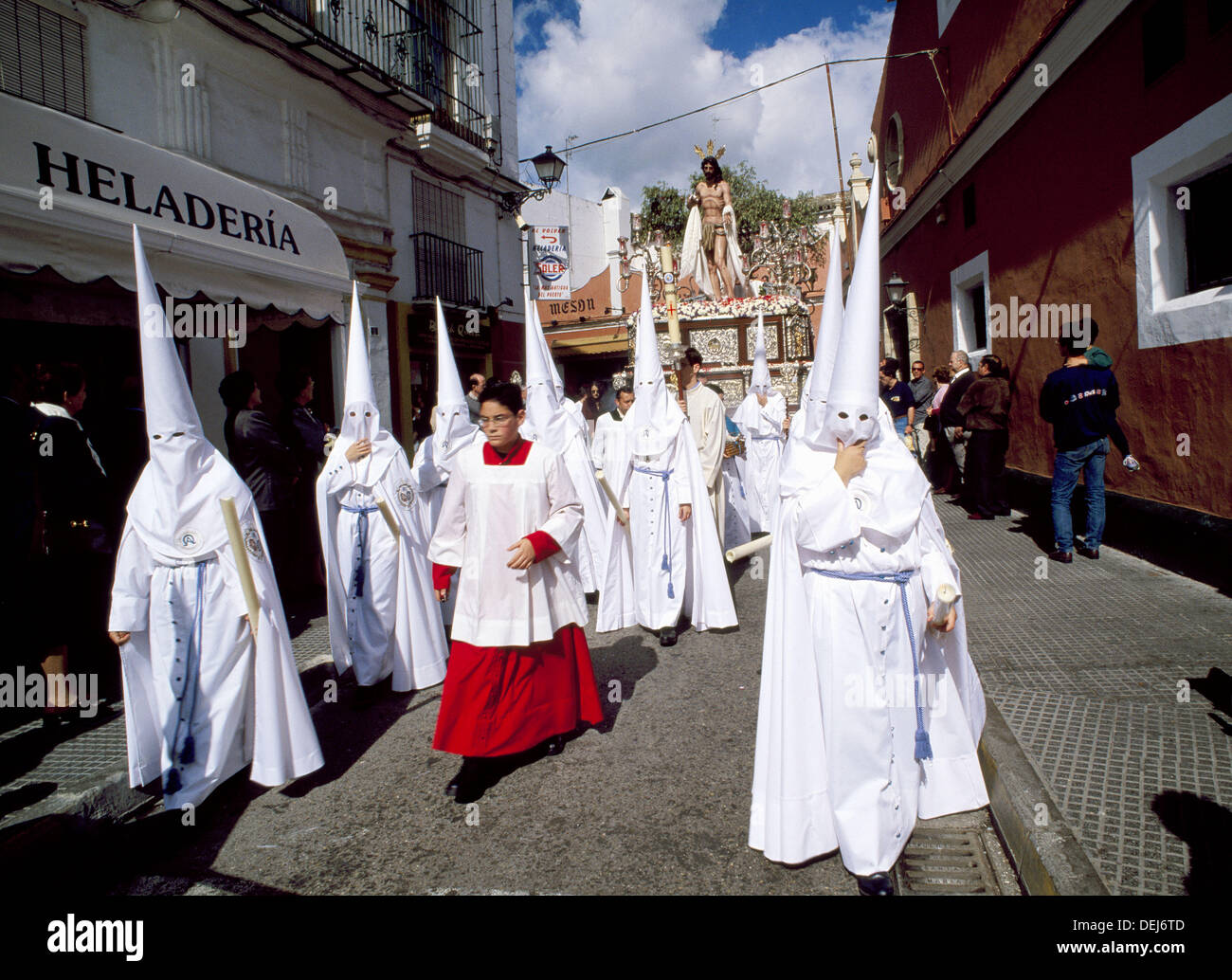 Procesión de ´El Resucitado´,Semana Santa, El Puerto de Santa María, Málaga,  Andalucía, Spain Stock Photo - Alamy