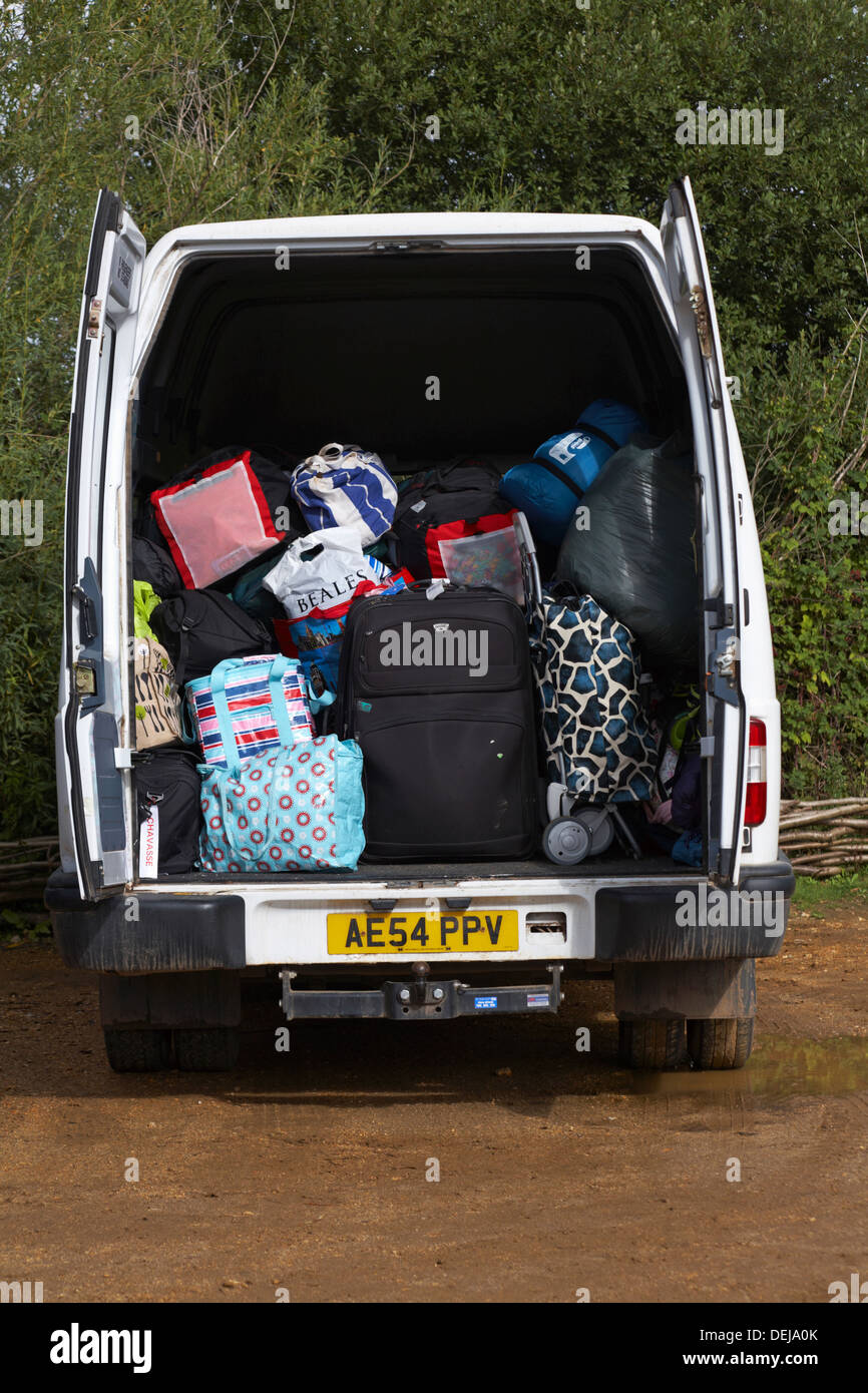 Luggage van hires stock photography and images Alamy