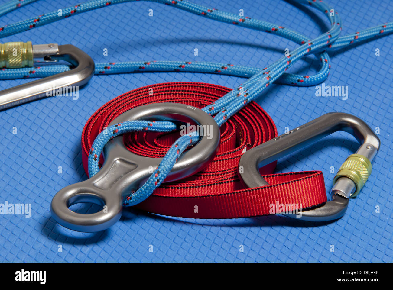 Snap ring hires stock photography and images Alamy