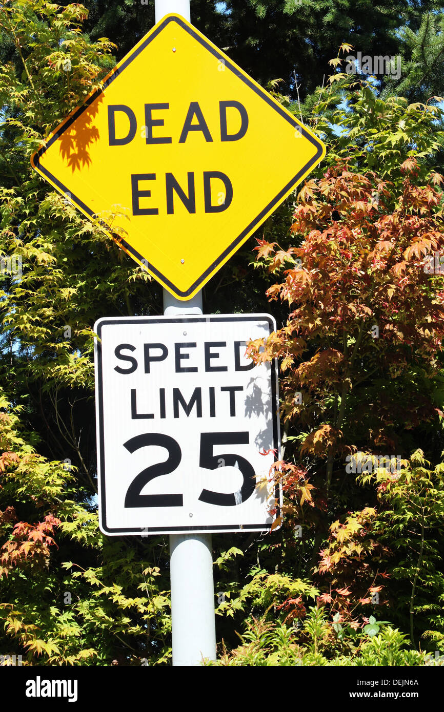 Dead End Road Traffic Sign High Resolution Stock Photography and Images ...