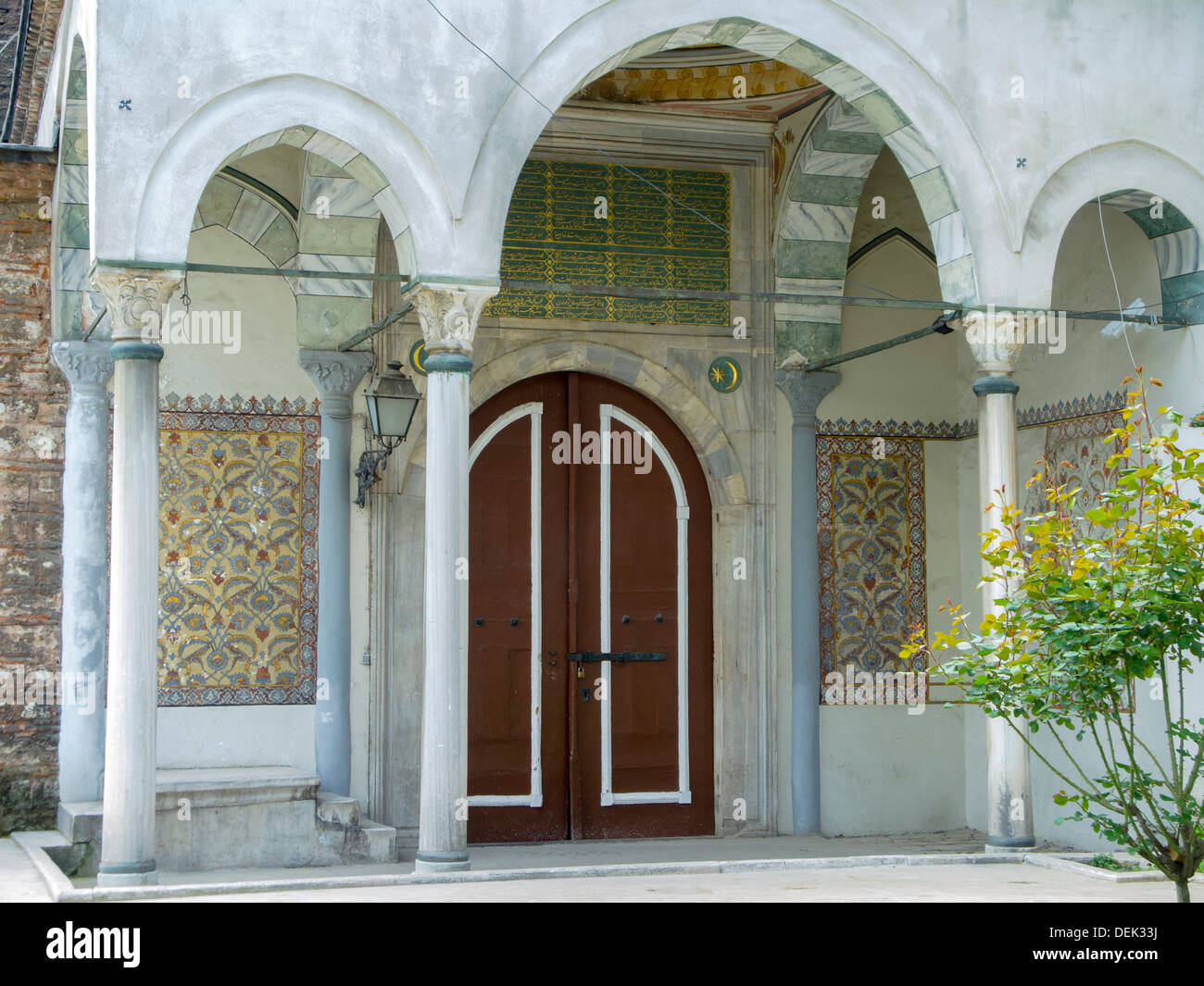 Istanbul, Sultanahmed, Eingang zur Hagia Irene bzw. Irenenkirche Stock Photo