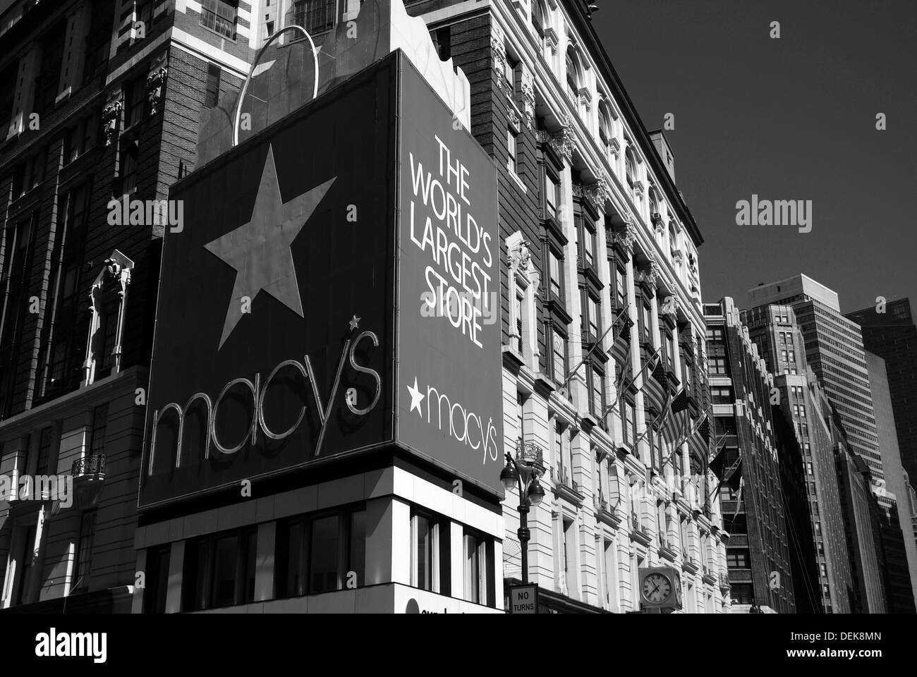 Marcy´s Shoppingmall in New York Stock Photo Alamy
