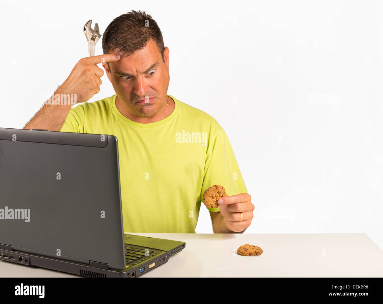 Uninstall hi-res stock photography and images - Alamy