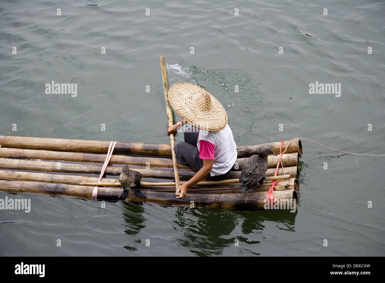 Bamboo paddle raft hi-res stock photography and images - Alamy