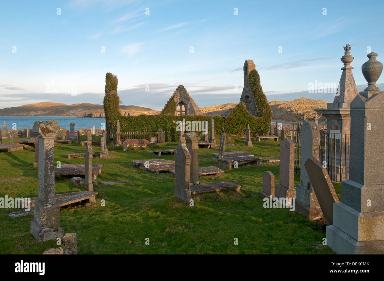 The old church (dated 1619) and graveyard at Balnakeil near Durness, Sutherland, Scotland, UK. Stock Photo