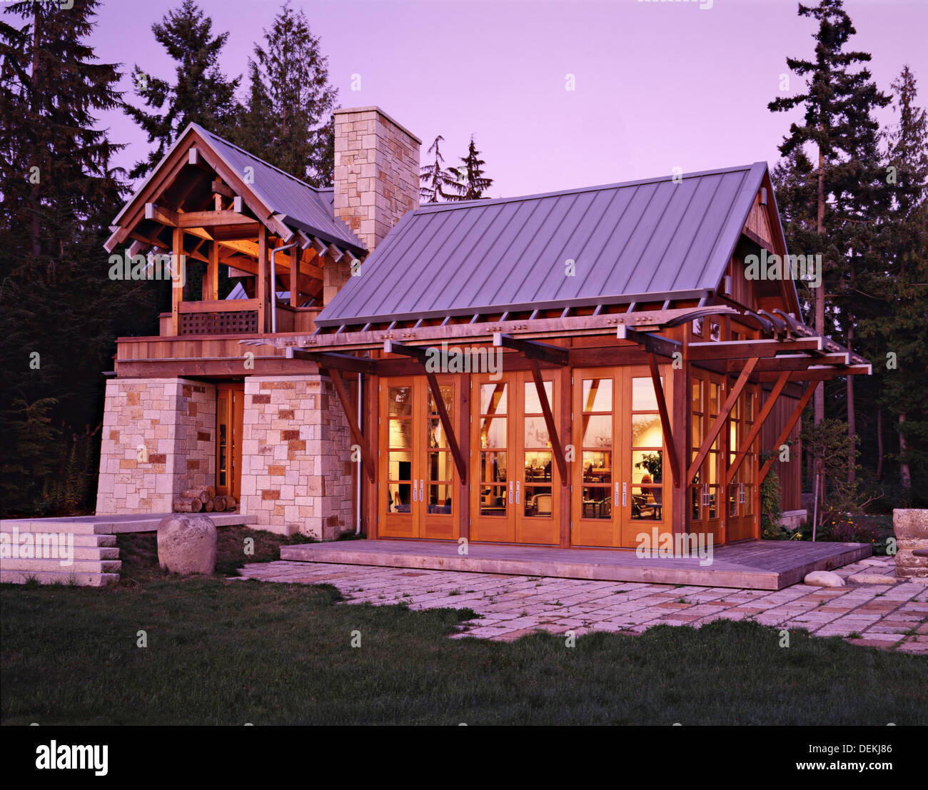 Modern house hi-res stock photography and images - Alamy
