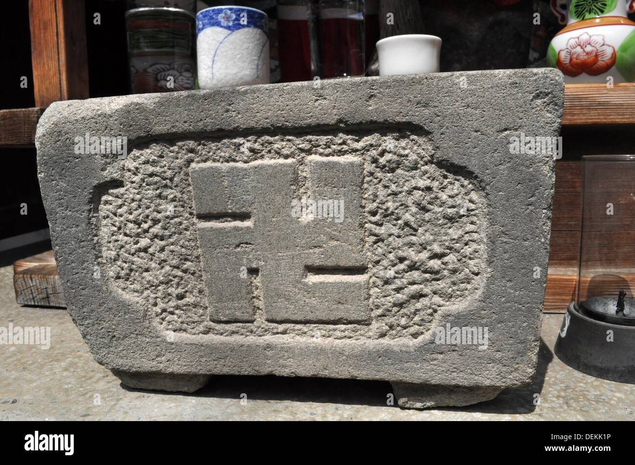 Votive stone hires stock photography and images Alamy