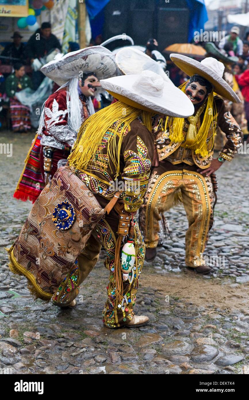 Mayan dance guatemala hi-res stock photography and images