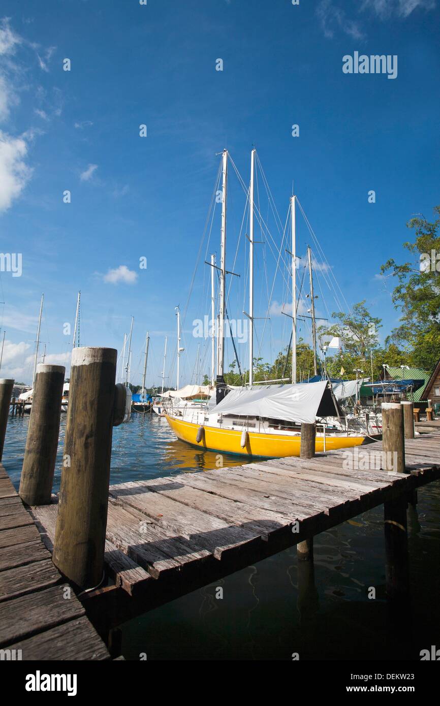 Guatemala, Rio Dulce, sail boat Stock Photo Alamy