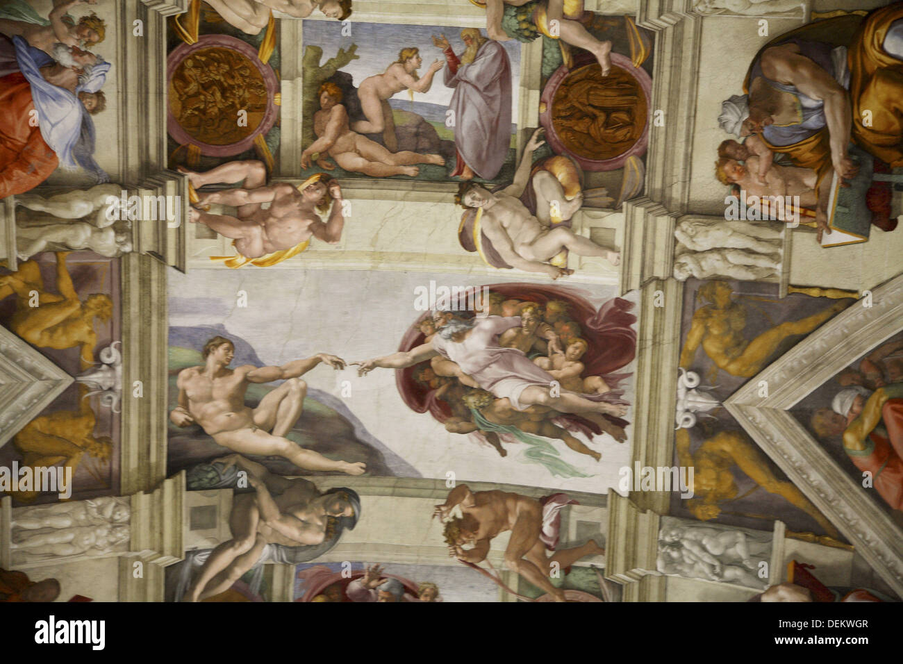Michelangelo S Frescoes On The Ceiling Of The Sistine Chapel