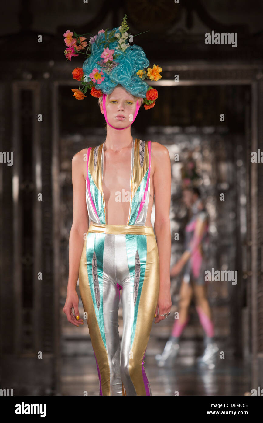London Fashion Week, SS14 collection by Pam Hogg Stock Photo