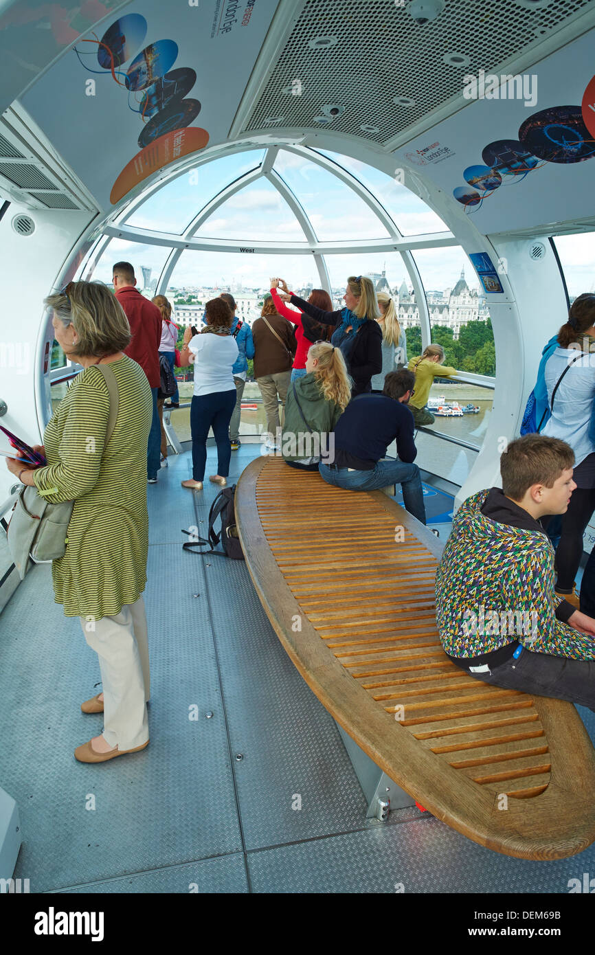 London eye gondola hi-res stock photography and images - Alamy