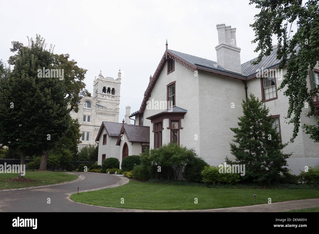 View of Lincoln Cottage with the Old Soldiers Home in the background