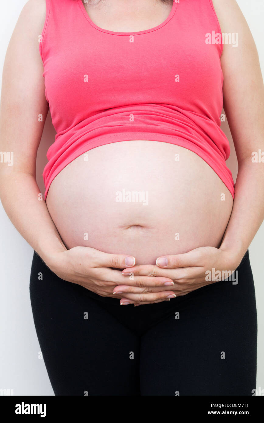 Pregnant white woman hi-res stock photography and images - Alamy