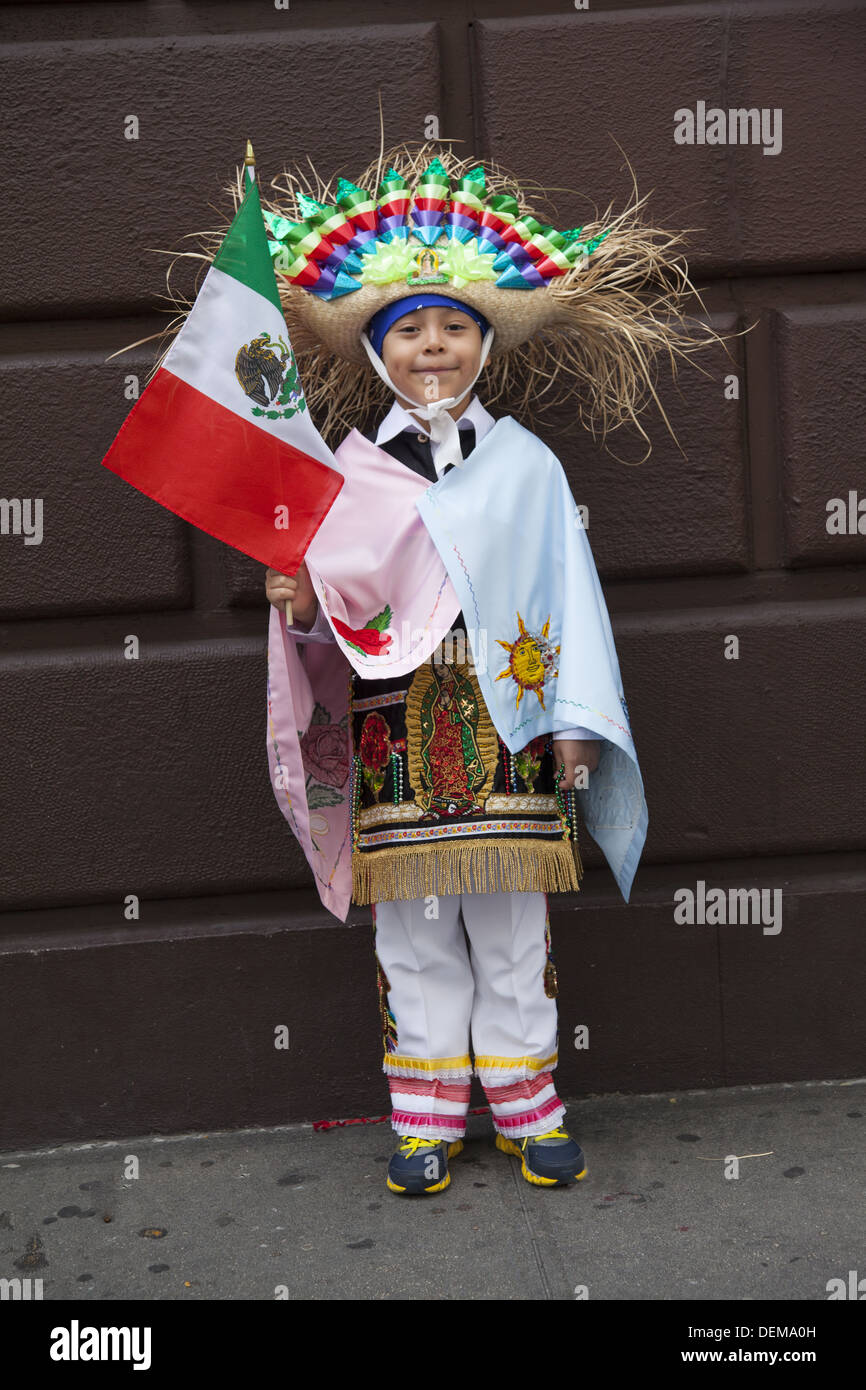 Mexican Independence Day Parade on Madison Avenue, NYC Stock Photo Alamy