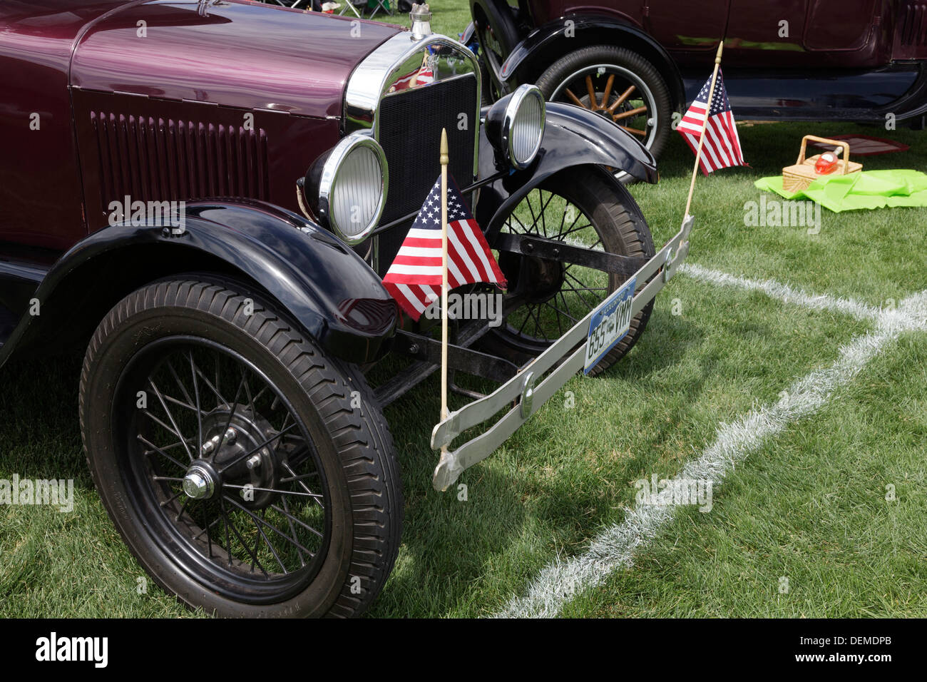Ford Grill Emblem Stock Photos Amp Ford Grill Emblem Stock